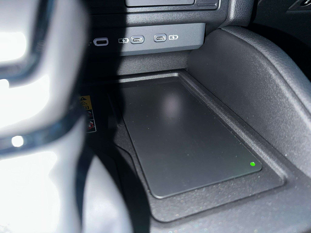 Toyota Land Land - автомобили, коли, обяви за нови и употребявани 16