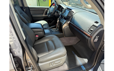 Toyota Land cruiser J200+ V8+ D-4D+ LUXURY+ Kay Less Go+ Камера+ Печка - автомобили, коли, обяви за нови и употребявани 12