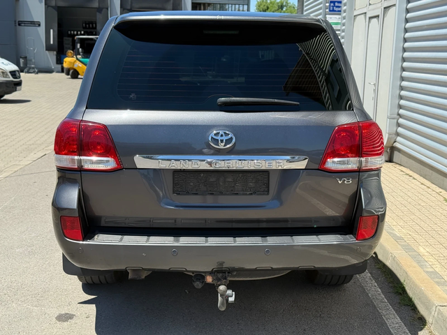 Toyota Land cruiser J200+ V8+ D-4D+ LUXURY+ Kay Less Go+ Камера+ Печка - автомобили, коли, обяви за нови и употребявани 3