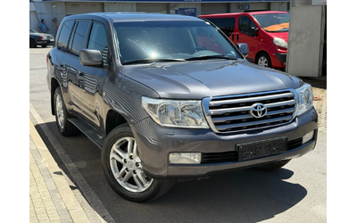 toyota-land-cruiser - 5