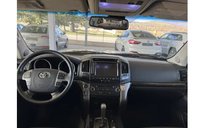 Toyota Land cruiser 200L* 4.5* 286ps* V8* 4x4* 7м* FACE/2021* КОЖА* - автомобили, коли, обяви за нови и употребявани 10