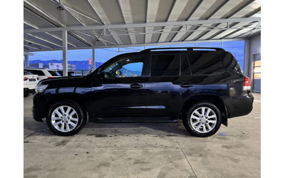 toyota-land-cruiser - 1