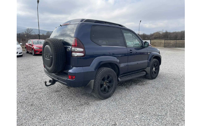 toyota-land-cruiser - 3