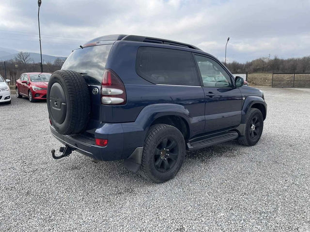 Toyota Land cruiser 3.0, D4D - автомобили, коли, обяви за нови и употребявани 3