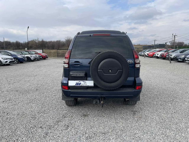 Toyota Land cruiser 3.0, D4D - автомобили, коли, обяви за нови и употребявани 5