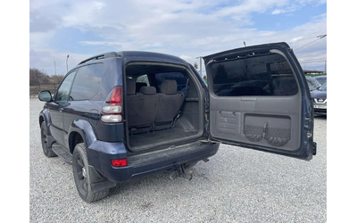 Toyota Land cruiser 3.0, D4D - автомобили, коли, обяви за нови и употребявани 8