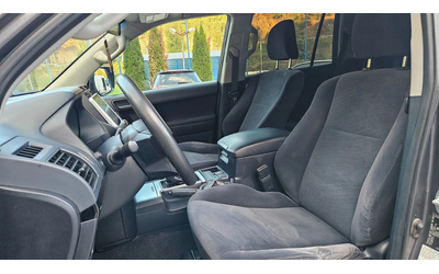 Toyota Land cruiser 2.8D4d NAVIG/AVTOMAT/FACELIFT/KEYLESS - автомобили, коли, обяви за нови и употребявани 10