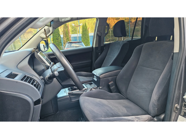 Toyota Land cruiser 2.8D4d NAVIG/AVTOMAT/FACELIFT/KEYLESS - автомобили, коли, обяви за нови и употребявани 10