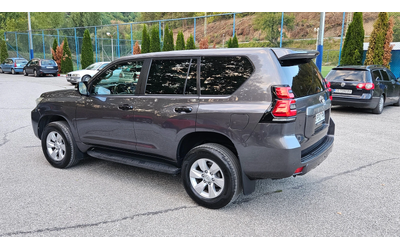 toyota-land-cruiser - 3