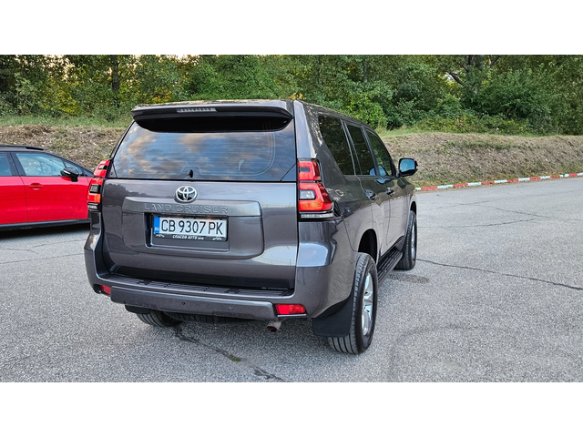 Toyota Land cruiser 2.8D4d NAVIG/AVTOMAT/FACELIFT/KEYLESS - автомобили, коли, обяви за нови и употребявани 5