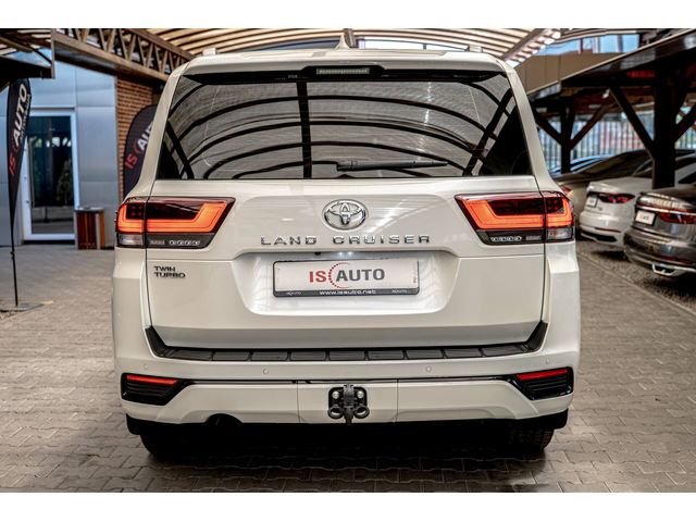 Toyota Land Cruiser 300 3.5BiTurbo/Камера/Обдухване/JBL/RSE/Чисто нов Наличен - автомобили, коли, обяви за нови и употребявани 3