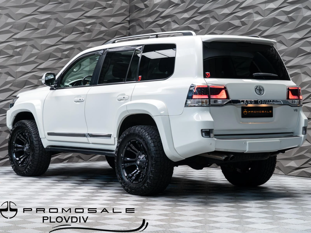 Toyota Land cruiser KAM* PANO* JBL* Обдухв* SHIKARI TUNING* CARBON* - автомобили, коли, обяви за нови и употребявани 2