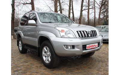 toyota-land-cruiser - 2