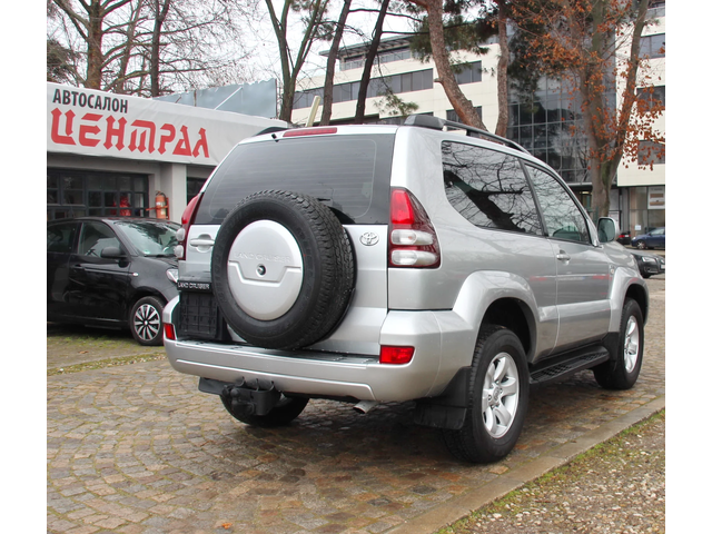 Toyota Land cruiser AUTOMATIC  3.0 D-4D 173 Hp - автомобили, коли, обяви за нови и употребявани 4