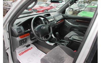 Toyota Land cruiser AUTOMATIC  3.0 D-4D 173 Hp - автомобили, коли, обяви за нови и употребявани 8