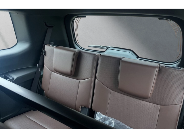 Toyota Land cruiser 2, 8 D Executiv - автомобили, коли, обяви за нови и употребявани 11