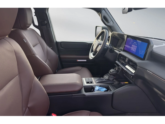 Toyota Land cruiser 2, 8 D Executiv - автомобили, коли, обяви за нови и употребявани 14