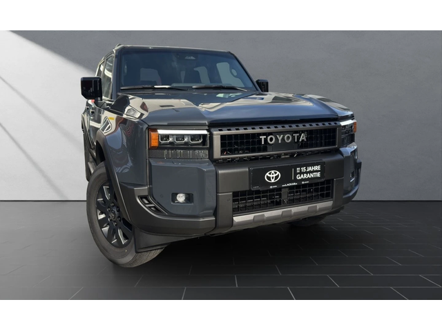 Toyota Land cruiser 2, 8 D Executiv - автомобили, коли, обяви за нови и употребявани 2