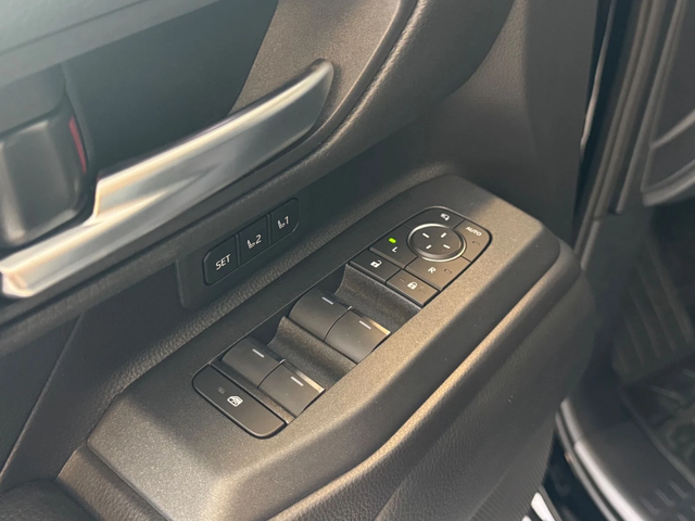 Toyota Land cruiser 2.4 iForce  PREMIUM - автомобили, коли, обяви за нови и употребявани 2