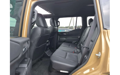 Toyota Land cruiser * 4WD * CARFAX * Бeз инциденти * - автомобили, коли, обяви за нови и употребявани 8