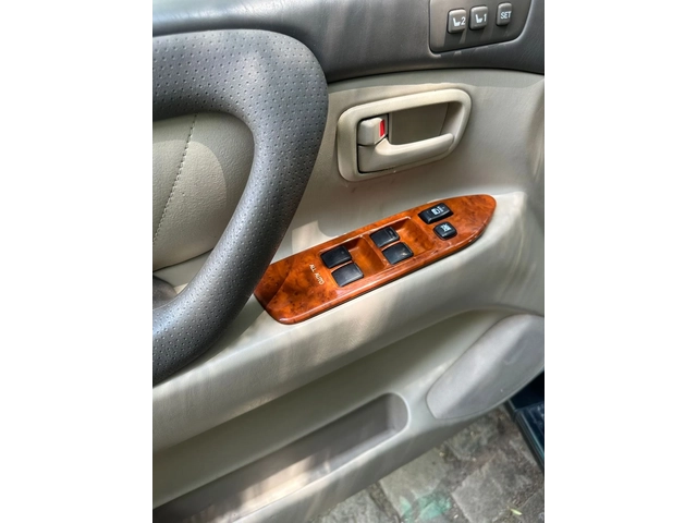 Toyota Land cruiser 4, 2 TD - автомобили, коли, обяви за нови и употребявани 13