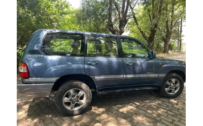 toyota-land-cruiser - 5