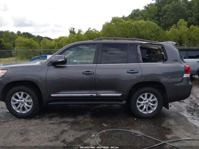 Toyota Land cruiser ПЪЛНА СЕРВИЗНА ИСТОРИЯ* КЛИП* ЛИЗИНГ - автомобили, коли, обяви за нови и употребявани 13