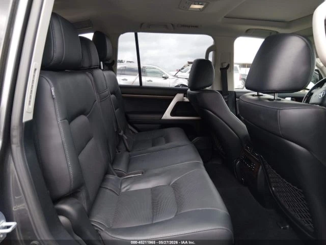 Toyota Land cruiser ПЪЛНА СЕРВИЗНА ИСТОРИЯ* КЛИП* ЛИЗИНГ - автомобили, коли, обяви за нови и употребявани 7