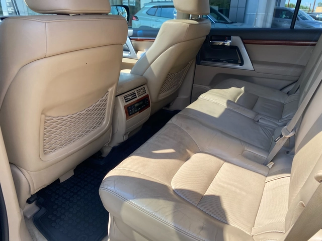 Toyota Land cruiser 200 4.5D-4D V8 Luxury - автомобили, коли, обяви за нови и употребявани 10