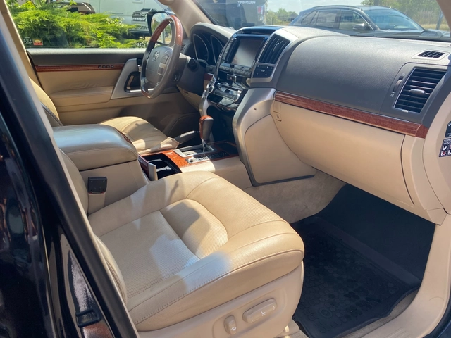 Toyota Land cruiser 200 4.5D-4D V8 Luxury - автомобили, коли, обяви за нови и употребявани 14