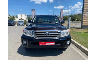 toyota-land-cruiser - 1