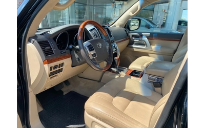Toyota Land cruiser 200 4.5D-4D V8 Luxury - автомобили, коли, обяви за нови и употребявани 9