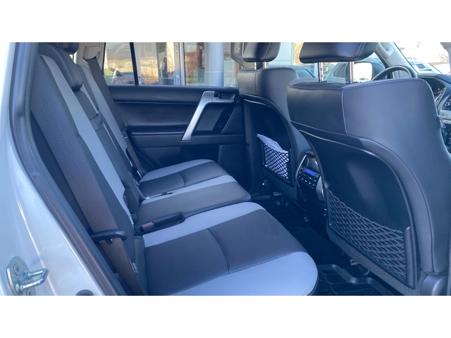 Toyota Land cruiser 150 2.8 D Black Edition - автомобили, коли, обяви за нови и употребявани 13