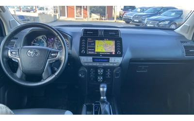 Toyota Land cruiser 150 2.8 D Black Edition - автомобили, коли, обяви за нови и употребявани 14