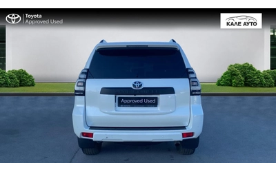 Toyota Land cruiser 150 2.8 D Black Edition - автомобили, коли, обяви за нови и употребявани 6
