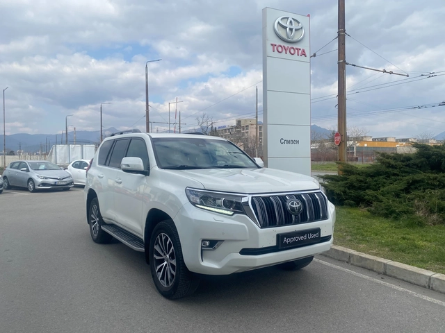 Toyota Land cruiser 150 2.8D Luxury - автомобили, коли, обяви за нови и употребявани 0