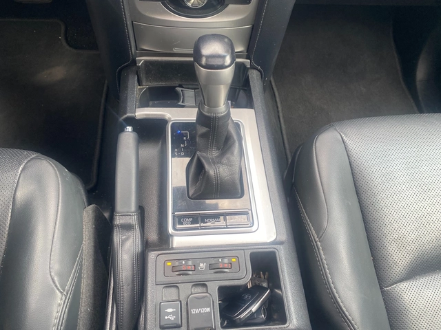 Toyota Land cruiser 150 2.8D Luxury - автомобили, коли, обяви за нови и употребявани 16
