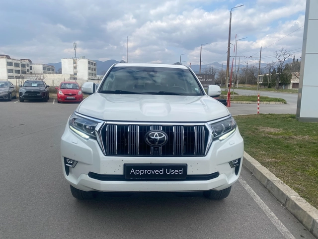 Toyota Land cruiser 150 2.8D Luxury - автомобили, коли, обяви за нови и употребявани 1
