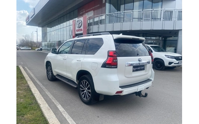 toyota-land-cruiser - 5