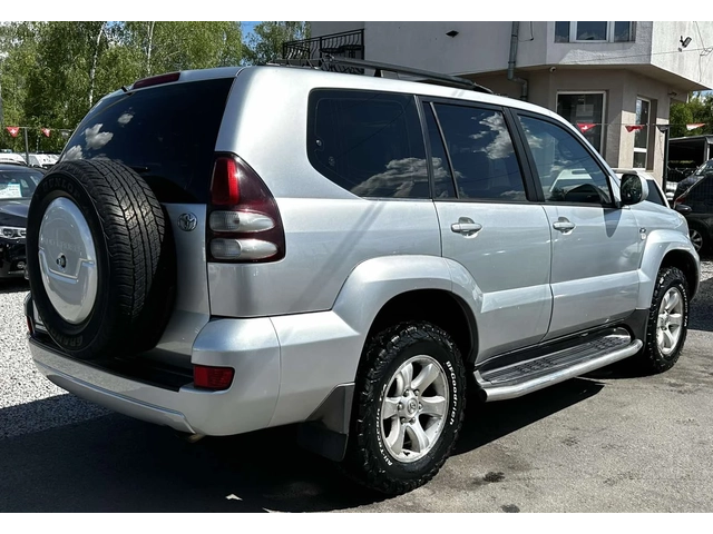Toyota Land cruiser 3.0D-4D 166HP 4Х4 ШИБЕДАХ ПЕЧКА ПОДГРЕВ - автомобили, коли, обяви за нови и употребявани 4