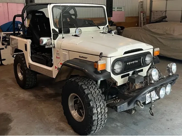 Toyota Land cruiser FJ 40 - автомобили, коли, обяви за нови и употребявани 0