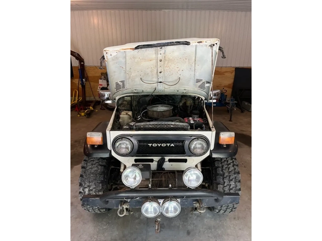 Toyota Land cruiser FJ 40 - автомобили, коли, обяви за нови и употребявани 4