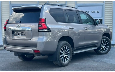 toyota-land-cruiser - 1