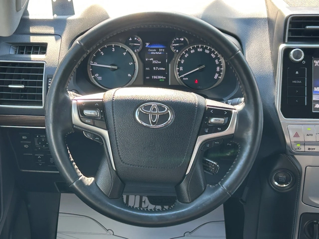 Toyota Land cruiser 150* 2.8D4D* 6+ 1 - автомобили, коли, обяви за нови и употребявани 8