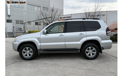 toyota-land-cruiser-facelift-servizna-istoriya-realni-km-garantsiya-ot-kentavar - 1