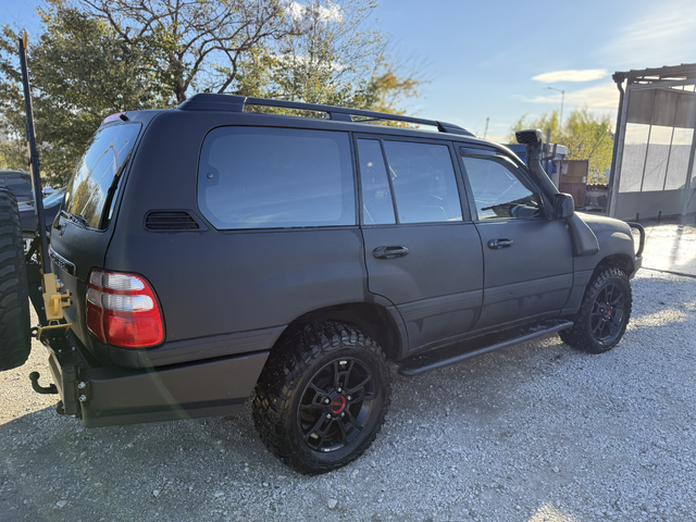 Toyota Land cruiser J100 - автомобили, коли, обяви за нови и употребявани 3