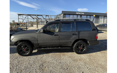 toyota-land-cruiser-j100 - 5