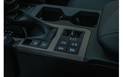 Toyota Land Cruiser J250/i-Force MAX/4WD/Обдухване/Lane Assist/Virtual/Шибедах - автомобили, коли, обяви за нови и употребявани 11