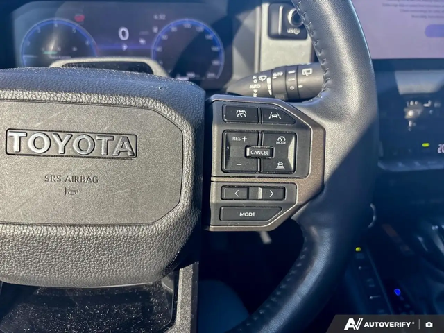 Toyota Land cruiser Land Cruiser Premium Package 4x4 - автомобили, коли, обяви за нови и употребявани 14