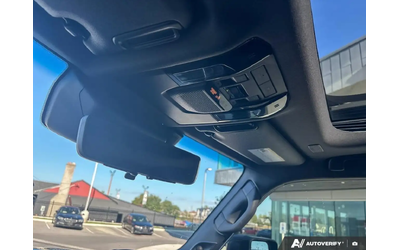 Toyota Land cruiser Land Cruiser Premium Package 4x4 - автомобили, коли, обяви за нови и употребявани 19